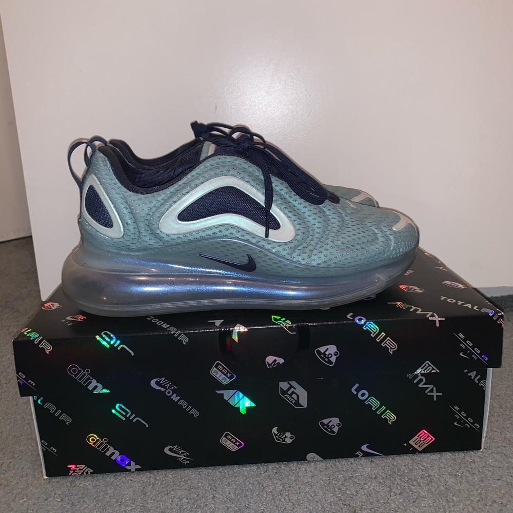 100% Authentic Women’s Nike Air Max 720